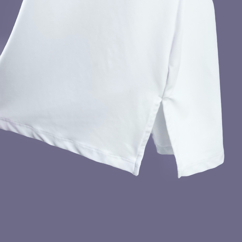 Susan Graver Modern Essentials Liquid Knit Top Sz MP White V Neck Short Sleeve - Picture 7 of 14